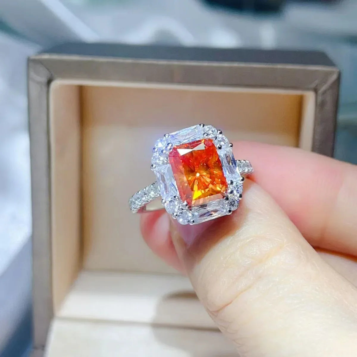 1ab292be-078a-4af0-8274-dd9ba3babcb5-Max