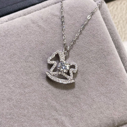 1e7572ee-6dc6-495d-9c33-8d5a8b6f9d03-Max