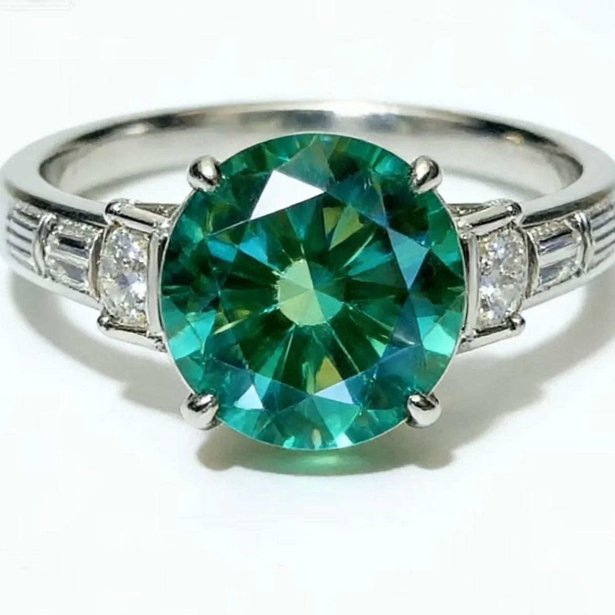 8f7952a3-21ed-4e4a-b47a-735895f43009-Max